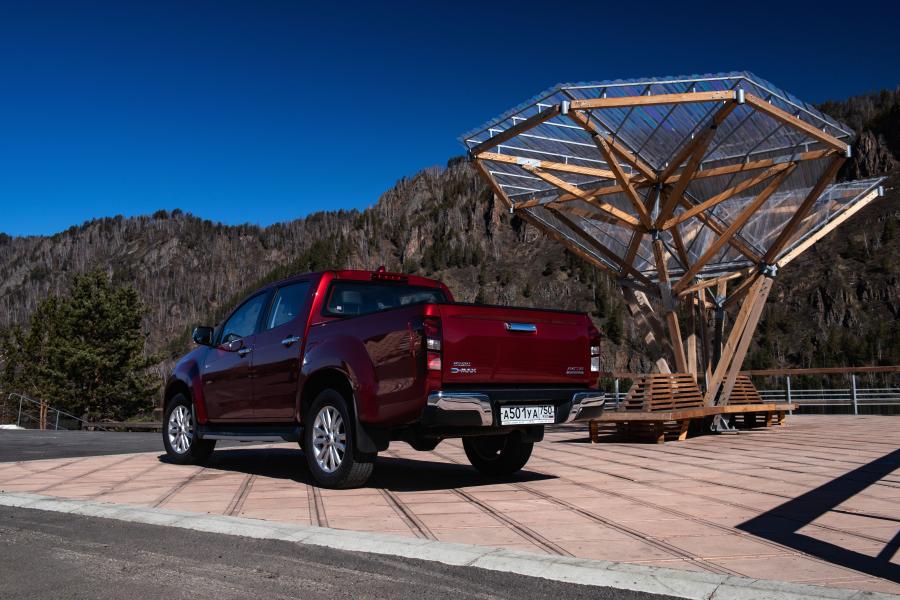  Isuzu D-Max Double Cab 2019 года  (RU) (фото 14 из 25)